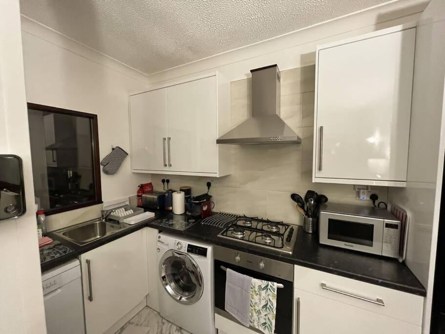 The Nook Crieff - Central 2-Bed With Garden :) Exteriér fotografie